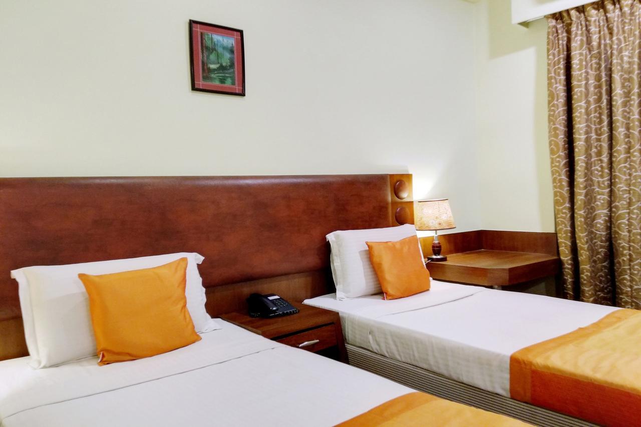 Oyo 6110 Thalassa Suites Bangalore Luaran gambar